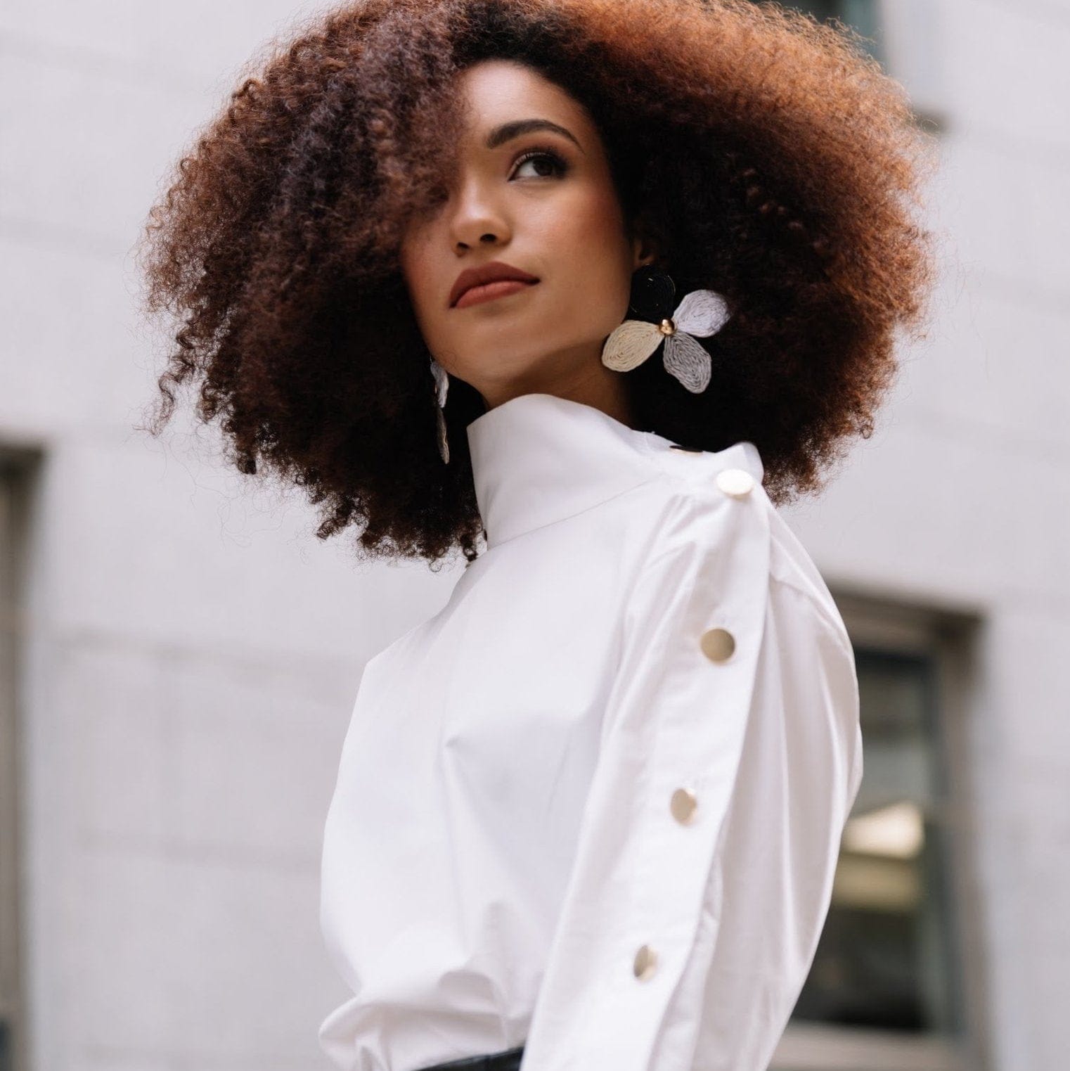 woman-wearing-sebastian-shirt-architectural-corporate-button-down